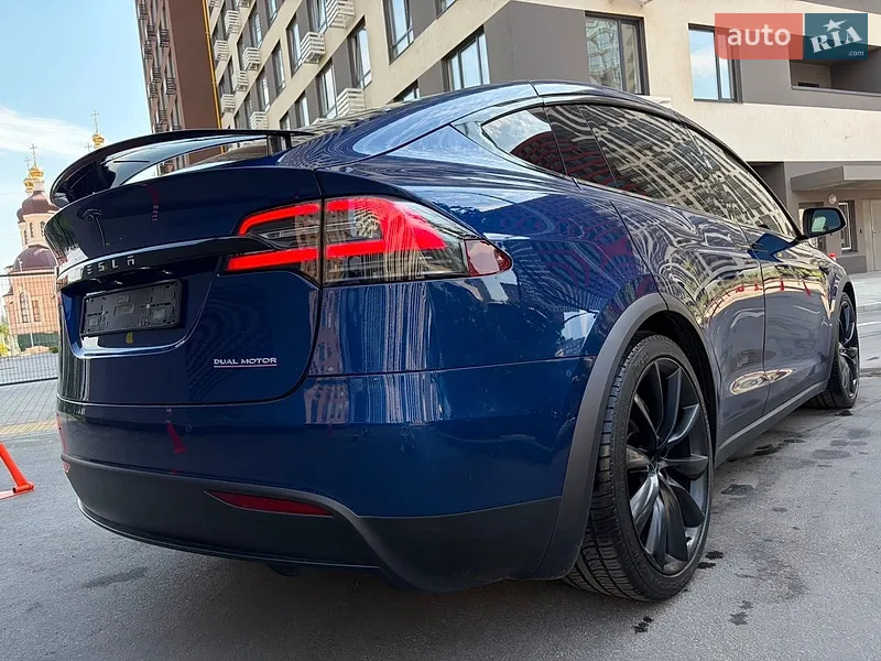 Tesla Model X 2019 VIN 5YJXCCE49KF188220 фото оголошення 5 з 66