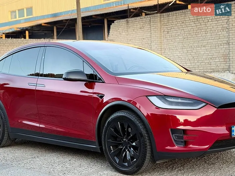 Tesla Model X 2017 VIN 5YJXCDE25HF075510 фото оголошення 13 з 59
