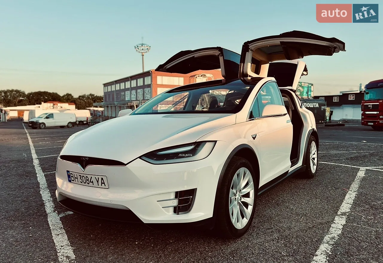 2017 Tesla Model X - мініатюра 10