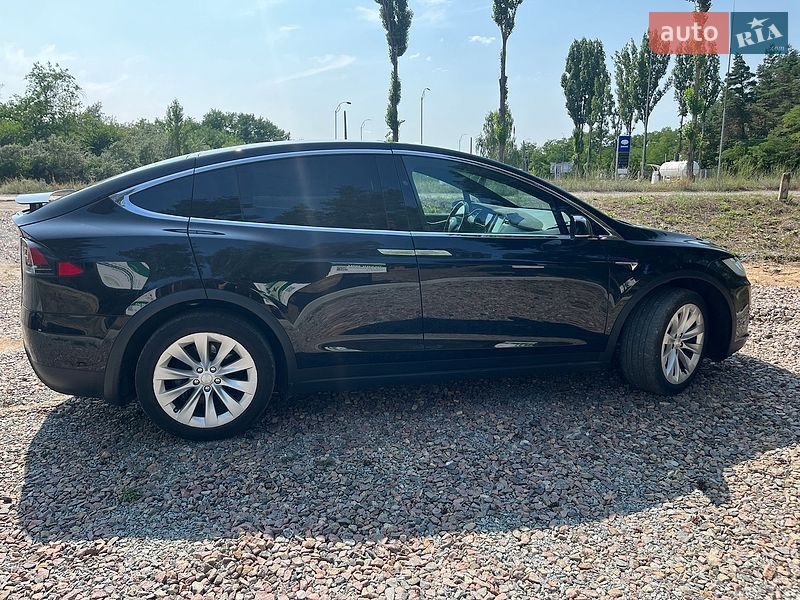 Внедорожник / Кроссовер Tesla Model X 2016 в Саврани фото 10 Внедорожник / Кроссовер Tesla Model X 2016 в Саврани
