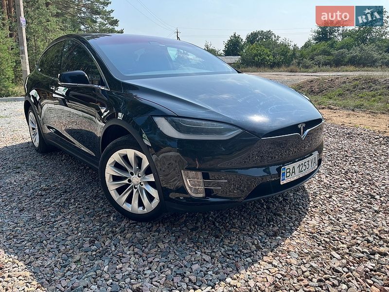 Внедорожник / Кроссовер Tesla Model X 2016 в Саврани фото 12 Внедорожник / Кроссовер Tesla Model X 2016 в Саврани