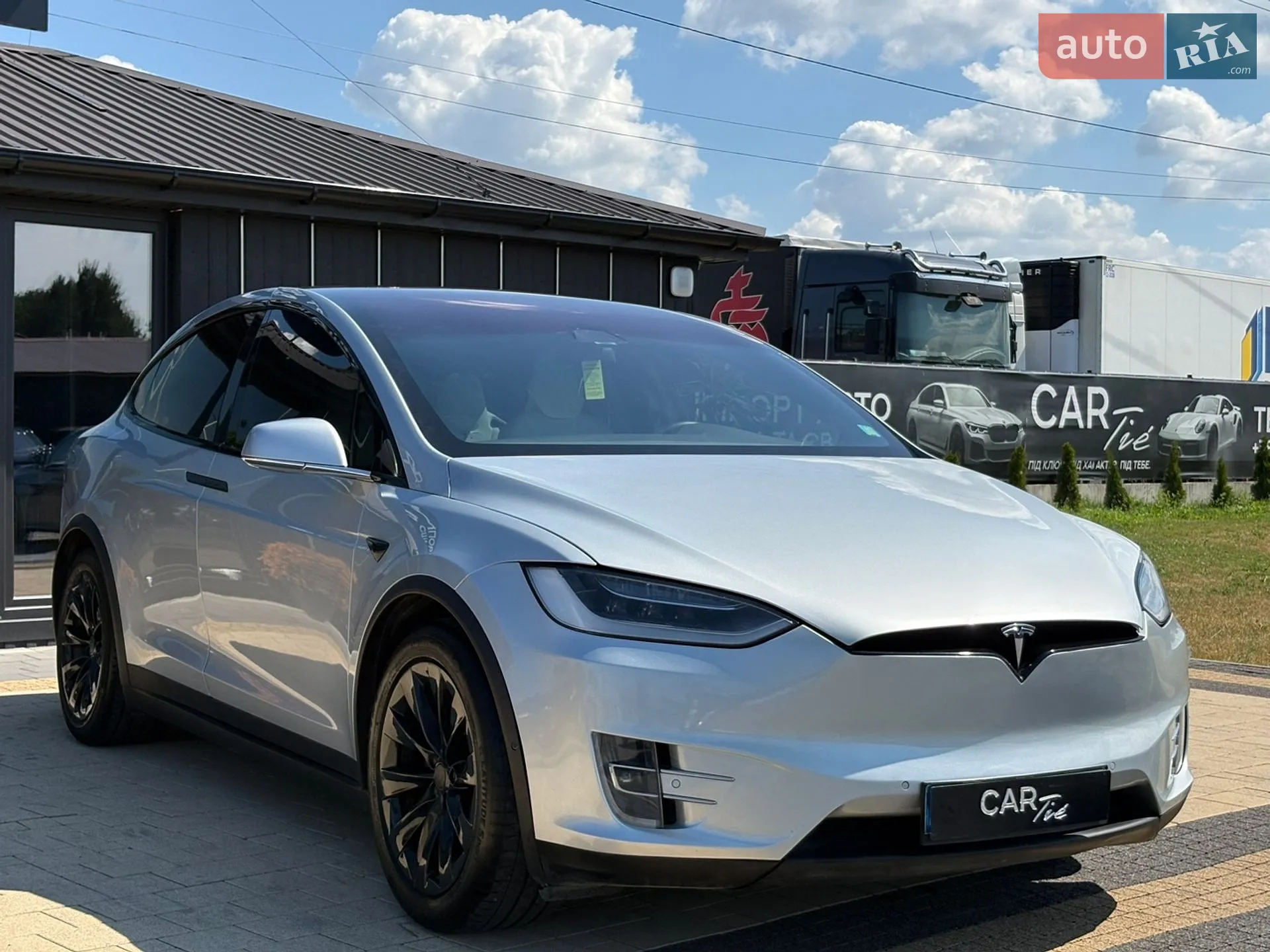 2018 Tesla Model X - мініатюра 4