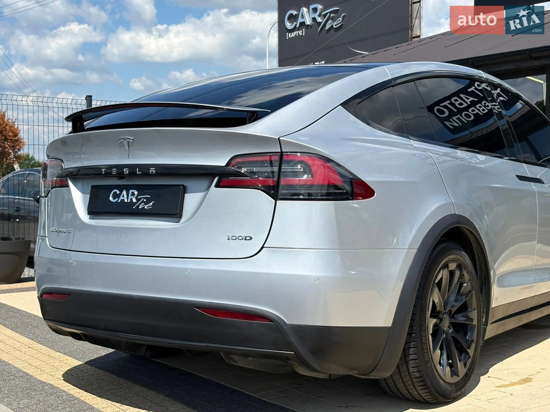 2018 Tesla Model X - мініатюра 9