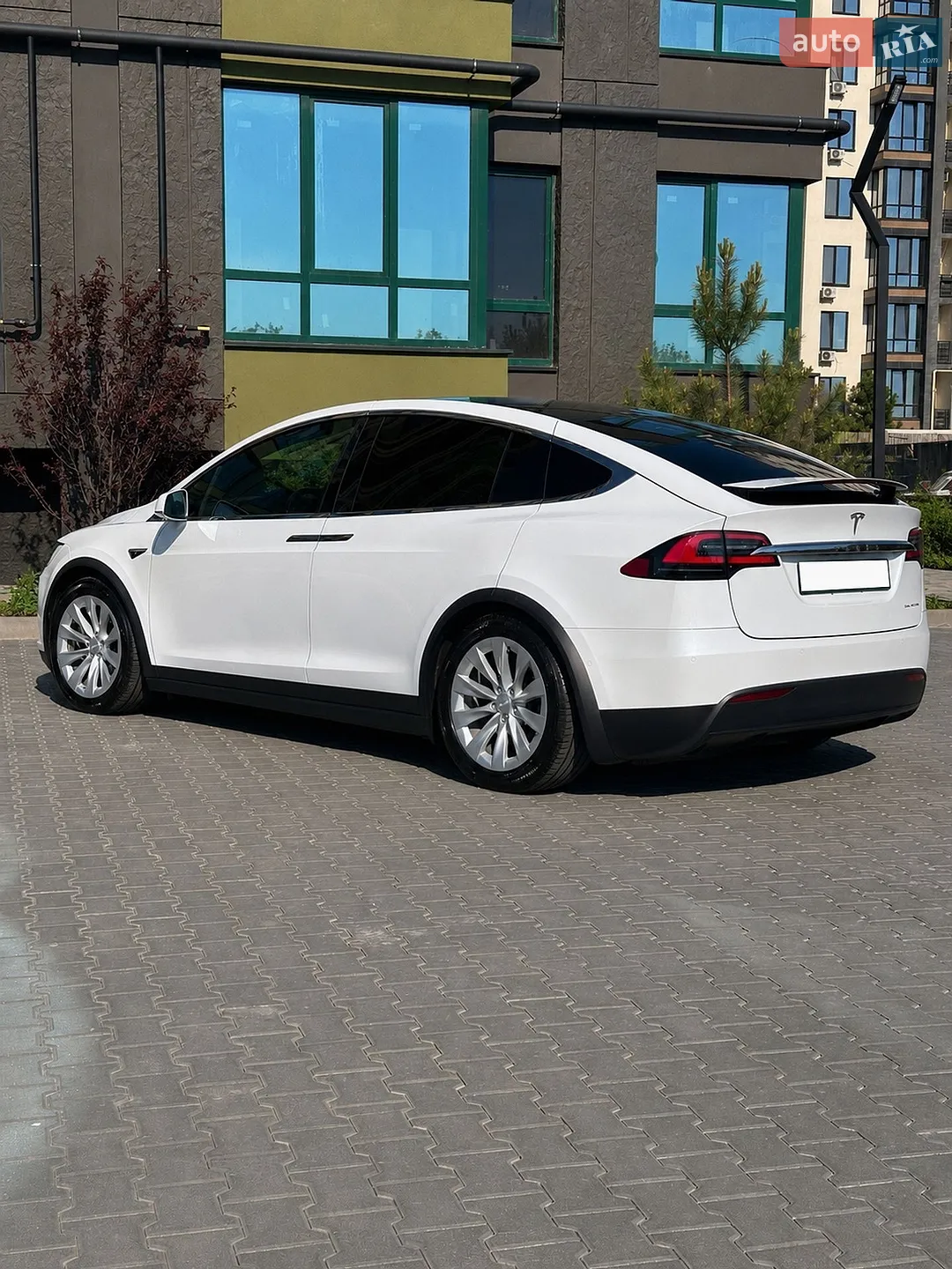 2020 Tesla Model X - мініатюра 4