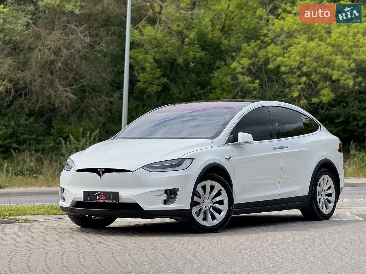 2020 Tesla Model X - мініатюра 38