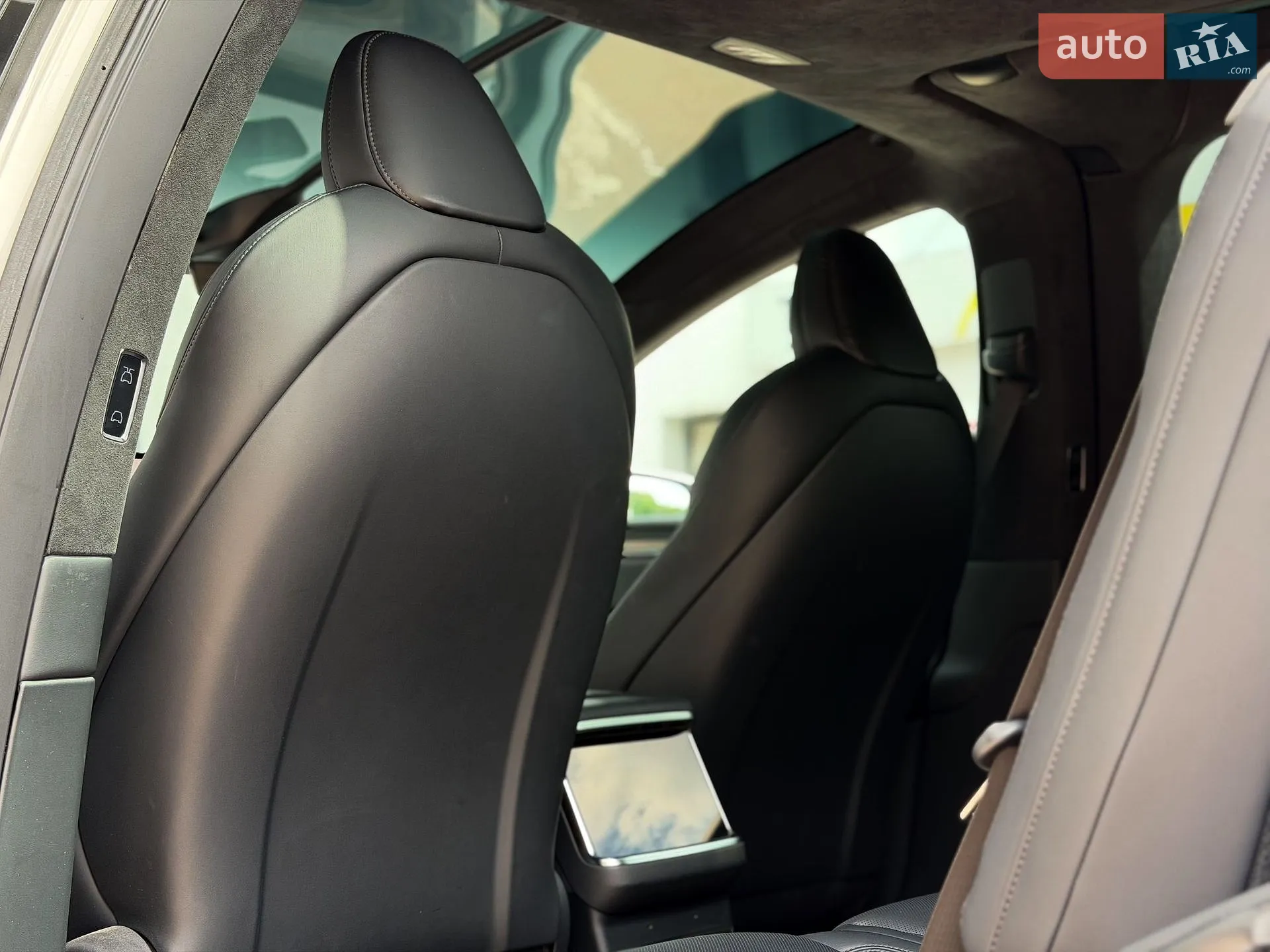2023 Tesla Model X - мініатюра 17