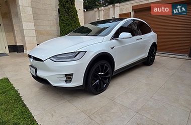 Позашляховик / Кросовер Tesla Model X 2017 в Одесі