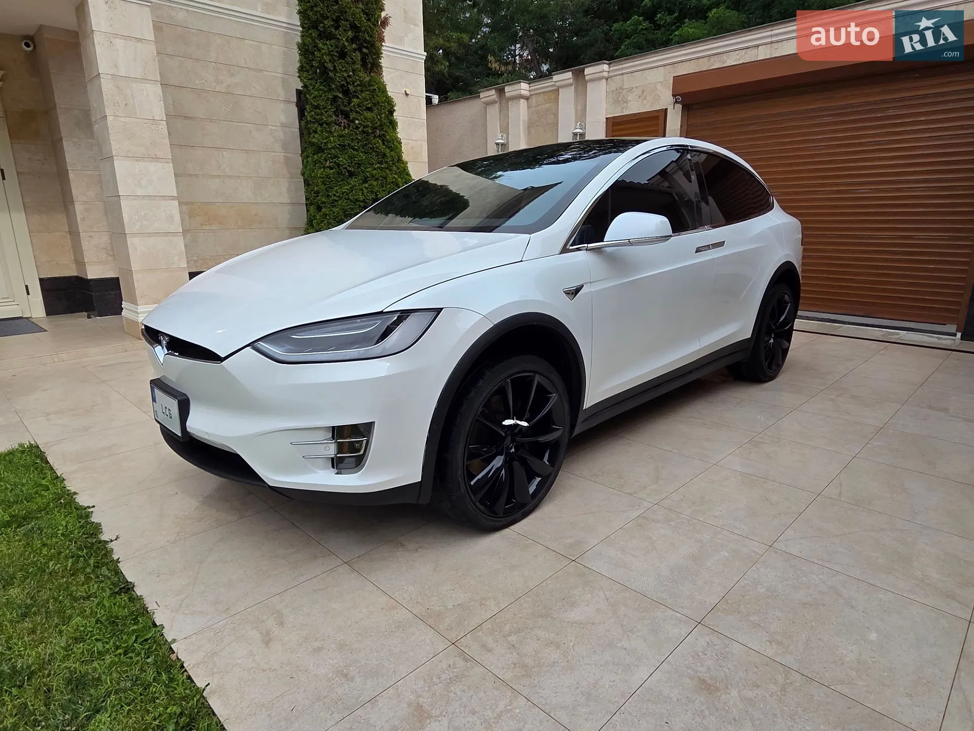 2017 Tesla Model X - мініатюра 15