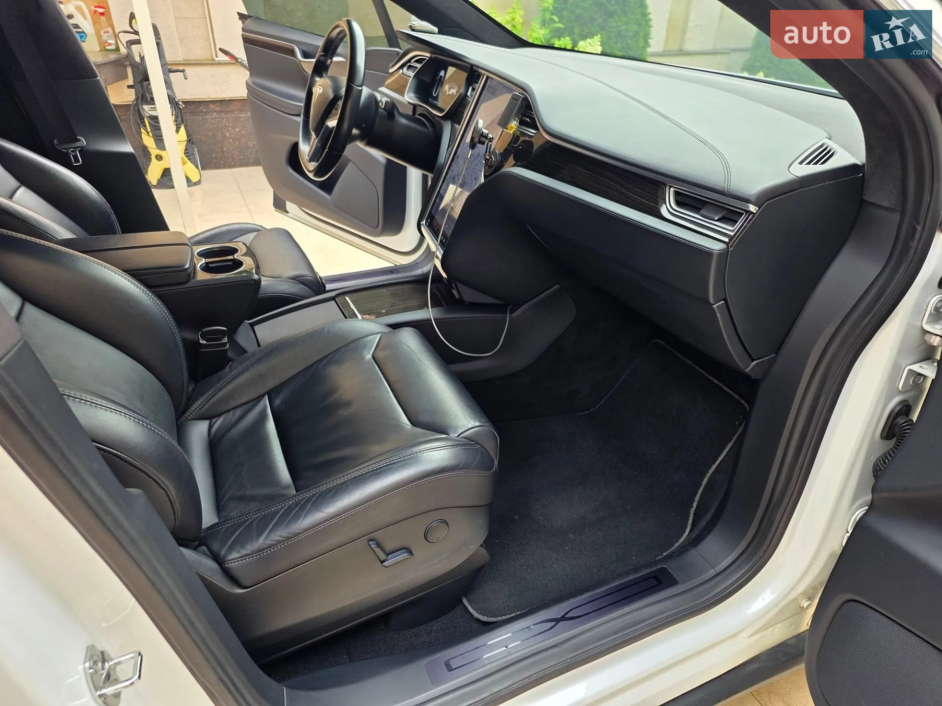 2017 Tesla Model X - мініатюра 34