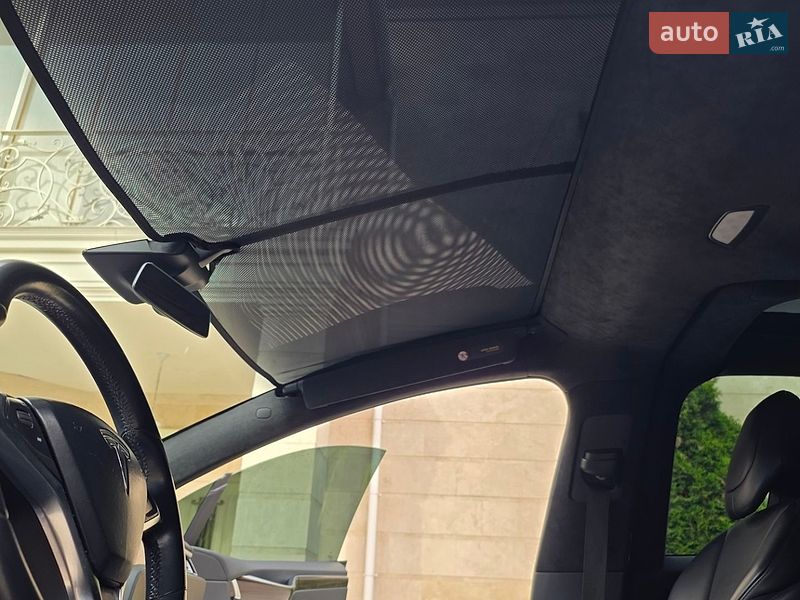 Позашляховик / Кросовер Tesla Model X 2017 в Одесі