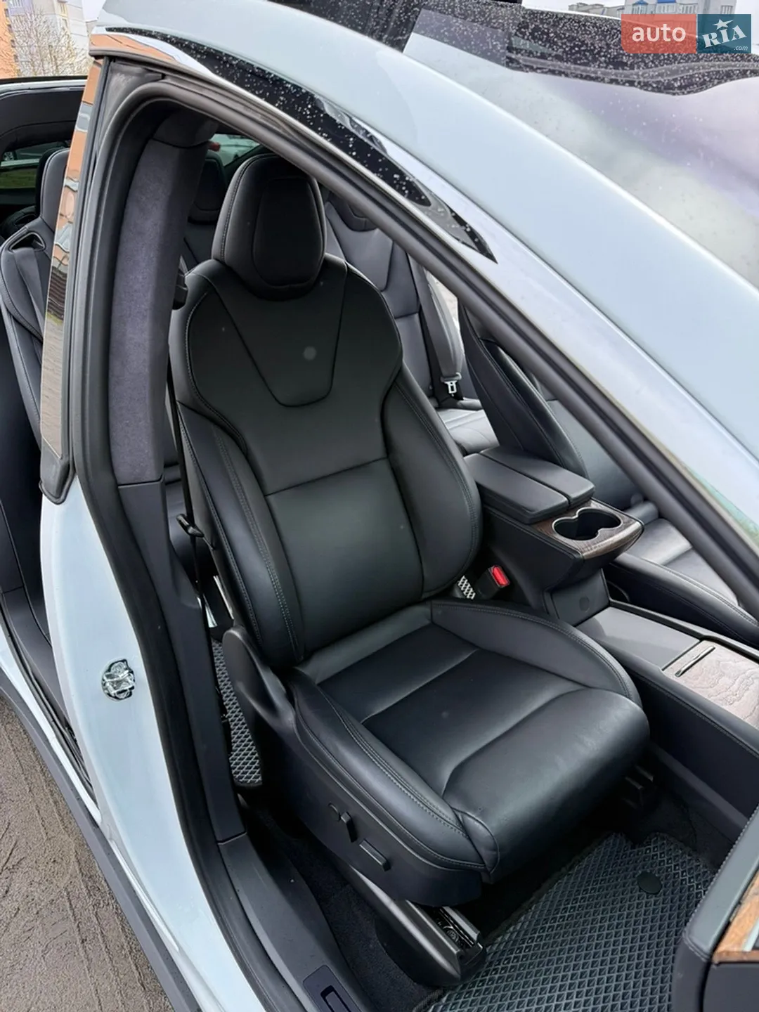 2020 Tesla Model X - мініатюра 23