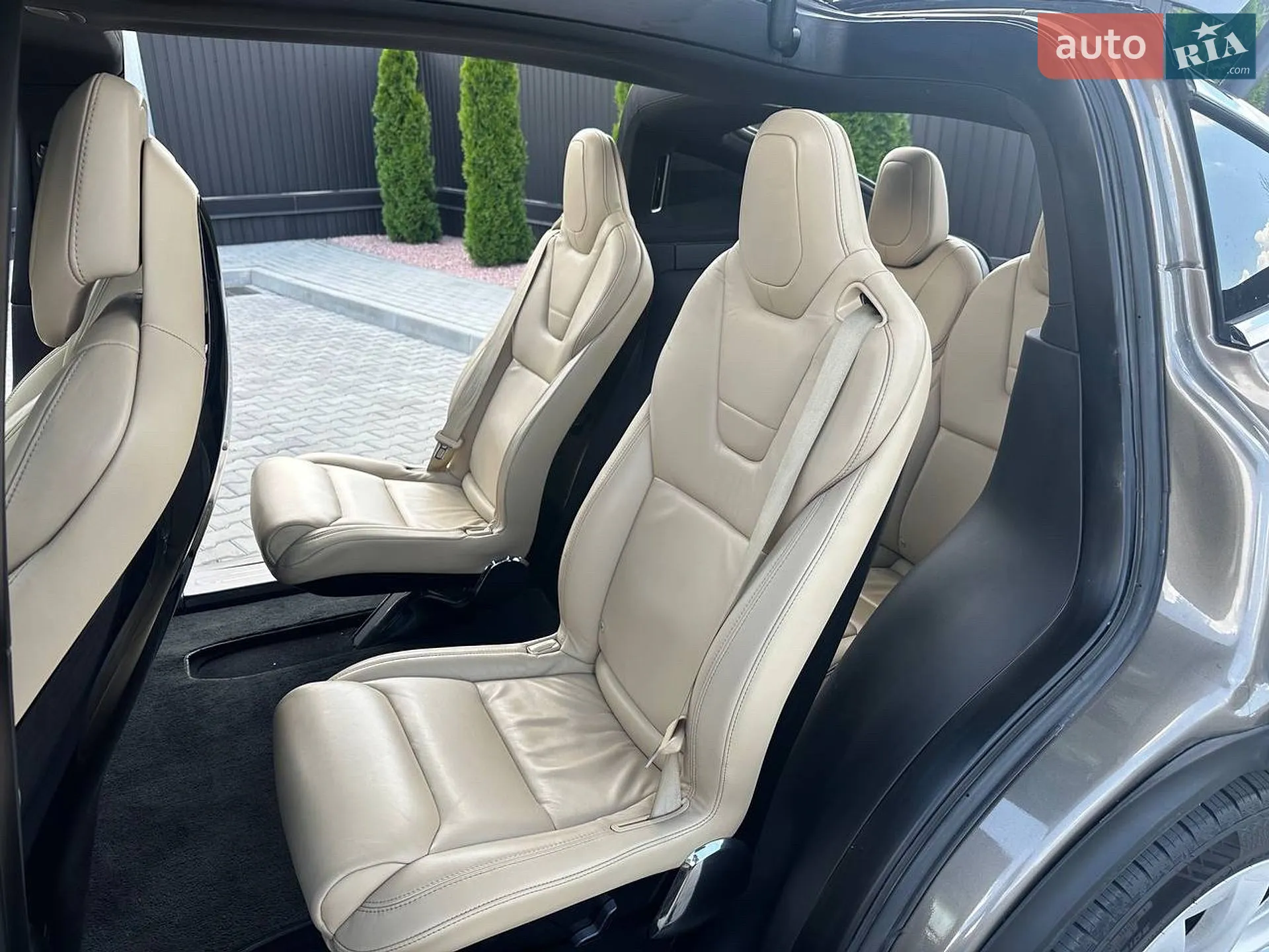 2016 Tesla Model X - мініатюра 34
