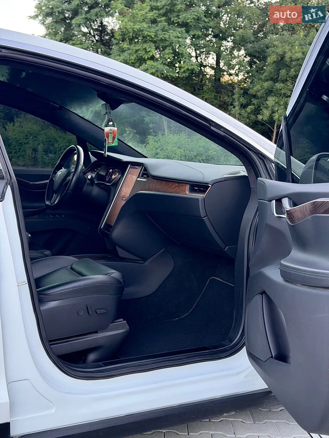 2019 Tesla Model X - мініатюра 35