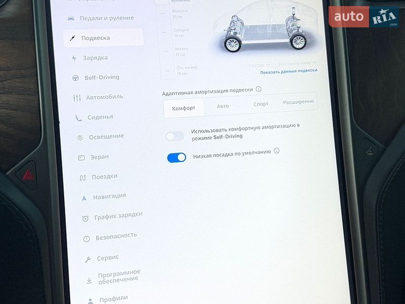 Позашляховик / Кросовер Tesla Model X 2019 в Чернівцях