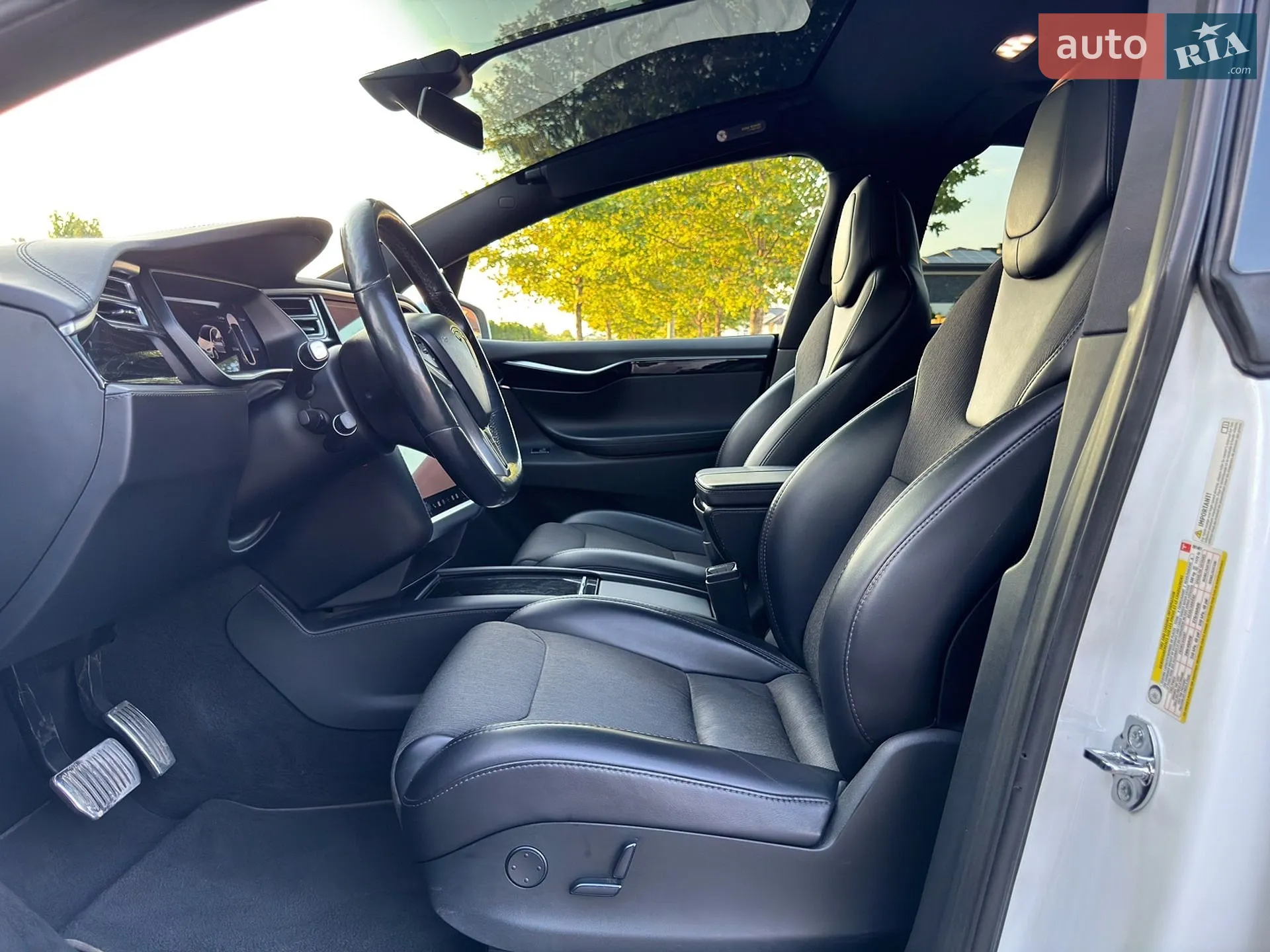 2018 Tesla Model X - мініатюра 18