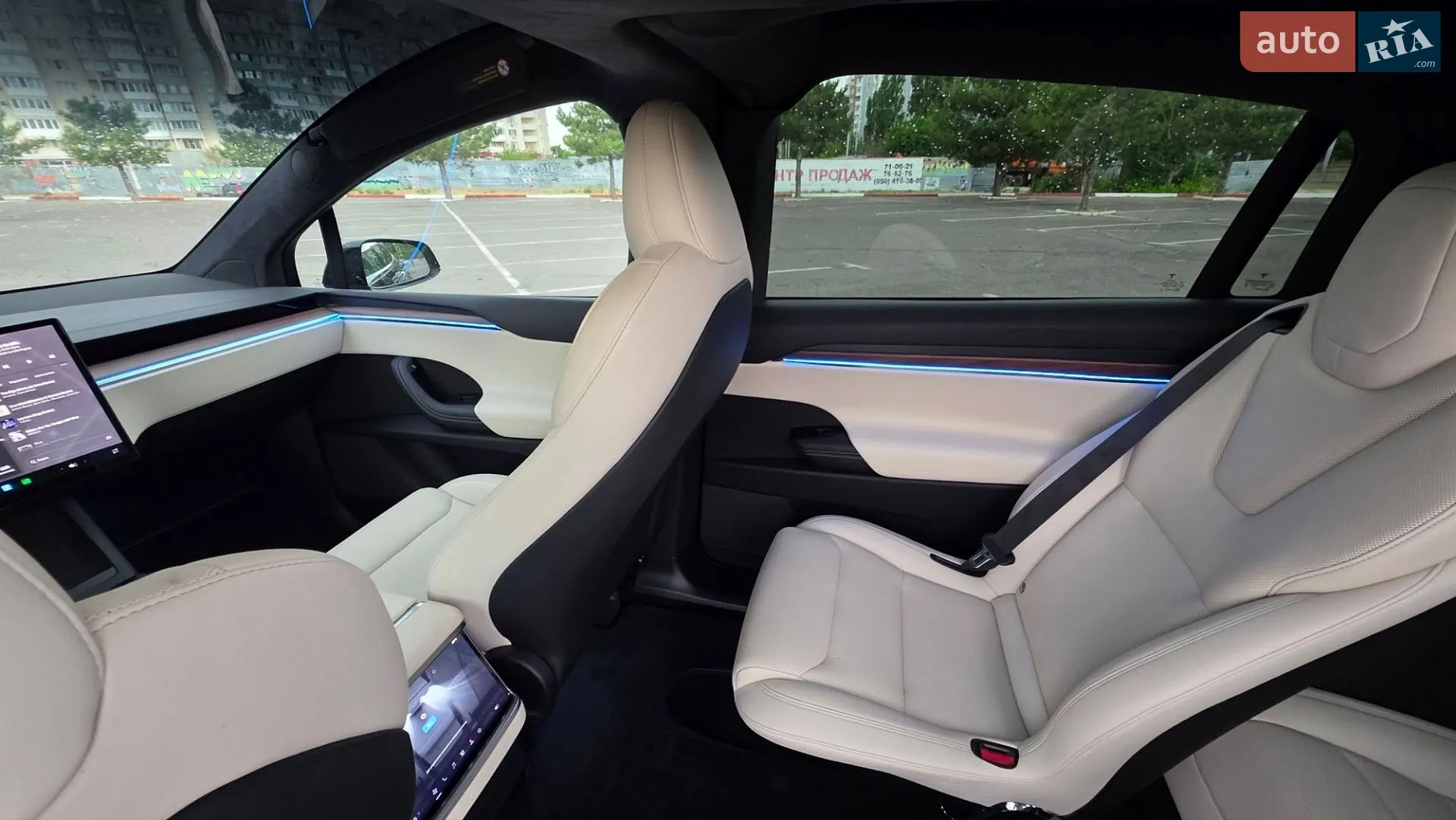 2023 Tesla Model X - мініатюра 21