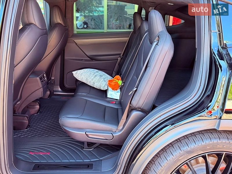 Позашляховик / Кросовер Tesla Model X 2020 в Києві