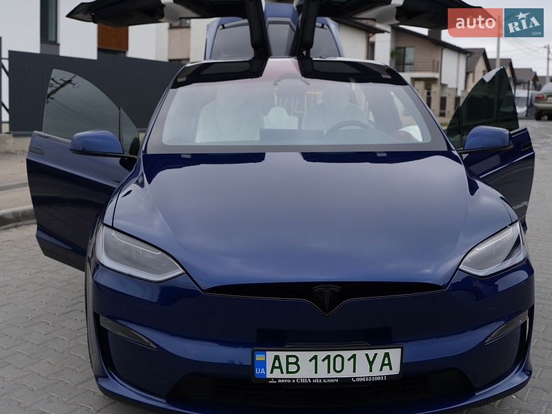 Tesla Model X 2023
