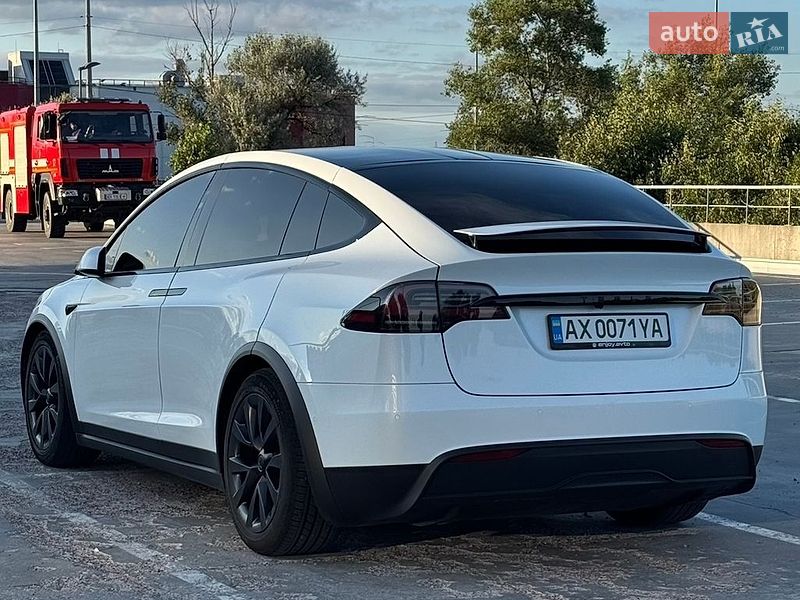 Позашляховик / Кросовер Tesla Model X 2023 в Києві