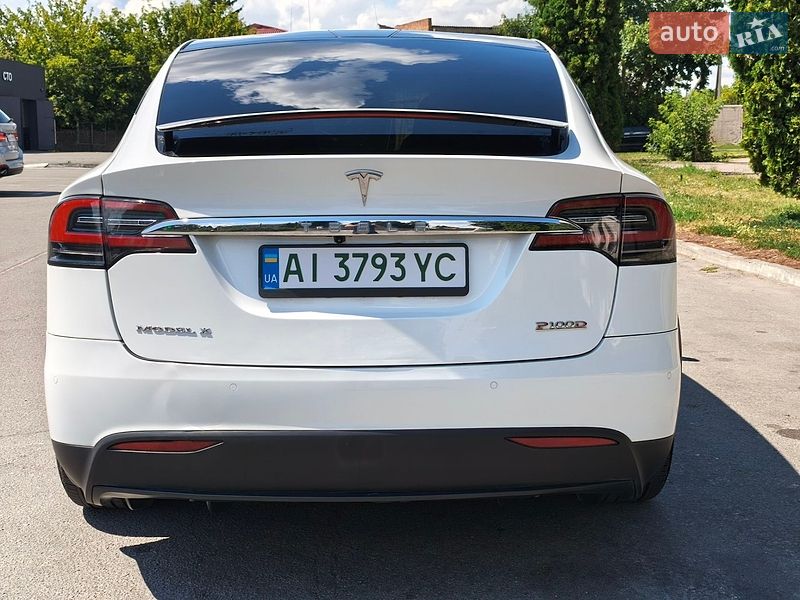 Внедорожник / Кроссовер Tesla Model X 2017 в Сквире