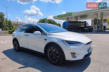 Внедорожник / Кроссовер Tesla Model X 2017 в Сквире