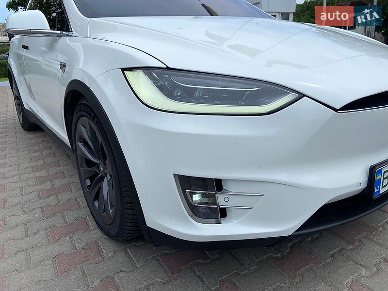 Позашляховик / Кросовер Tesla Model X 2018 в Одесі