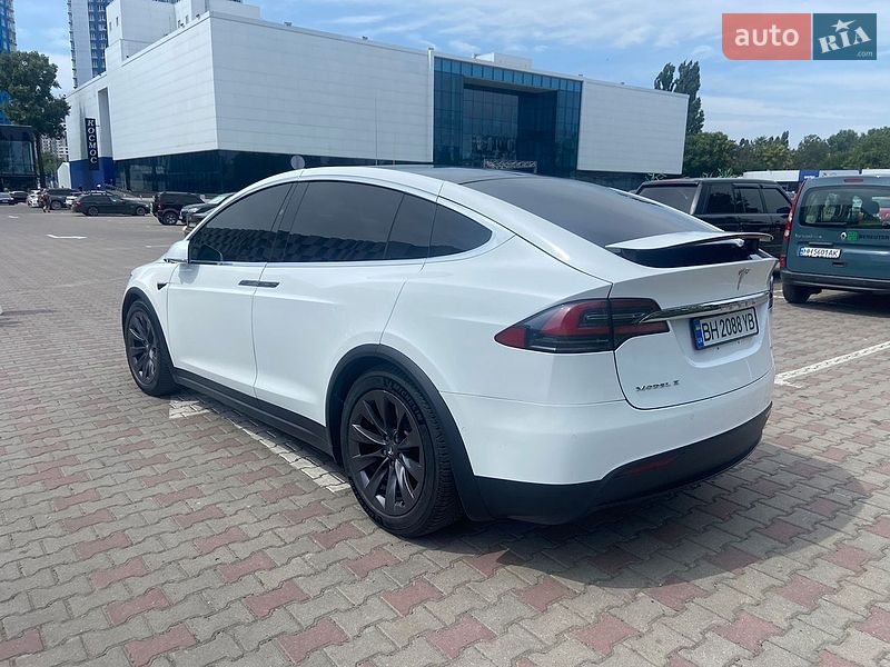 Позашляховик / Кросовер Tesla Model X 2018 в Одесі