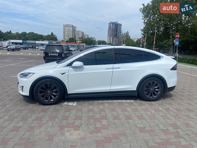 Внедорожник / Кроссовер Tesla Model X 2018 в Одессе фото 11 Внедорожник / Кроссовер Tesla Model X 2018 в Одессе
