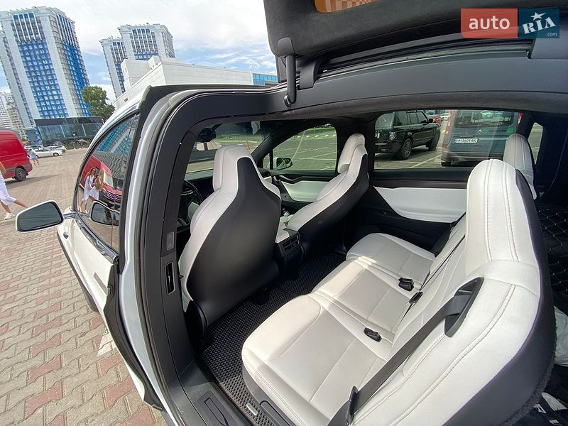 Позашляховик / Кросовер Tesla Model X 2018 в Одесі