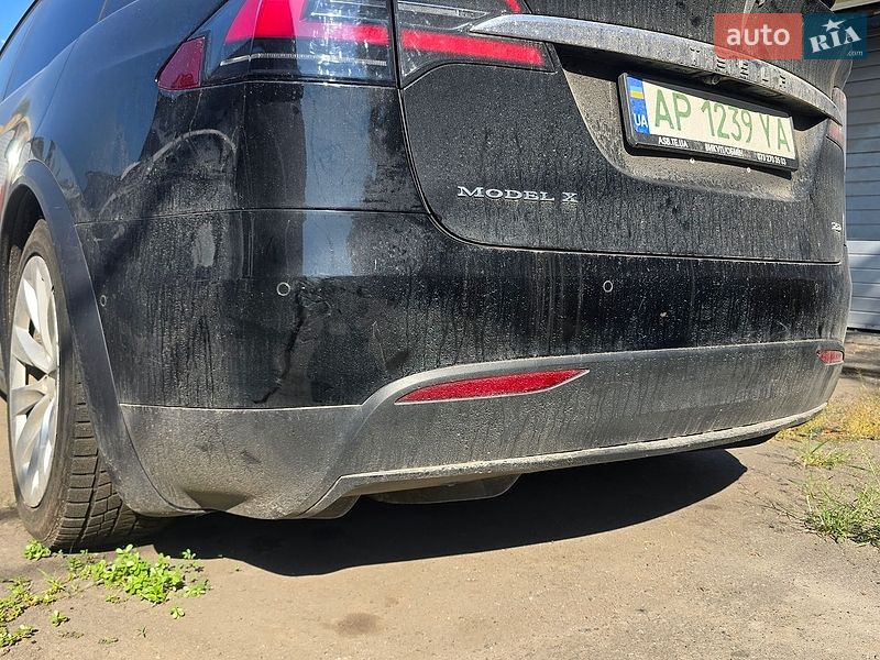 Внедорожник / Кроссовер Tesla Model X 2017 в Запорожье