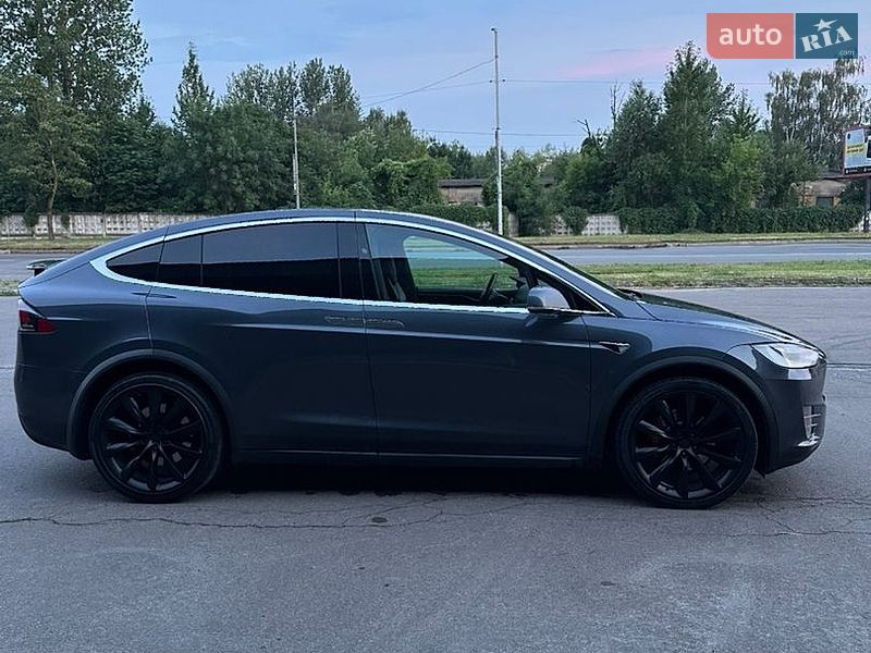 Внедорожник / Кроссовер Tesla Model X 2019 в Львове