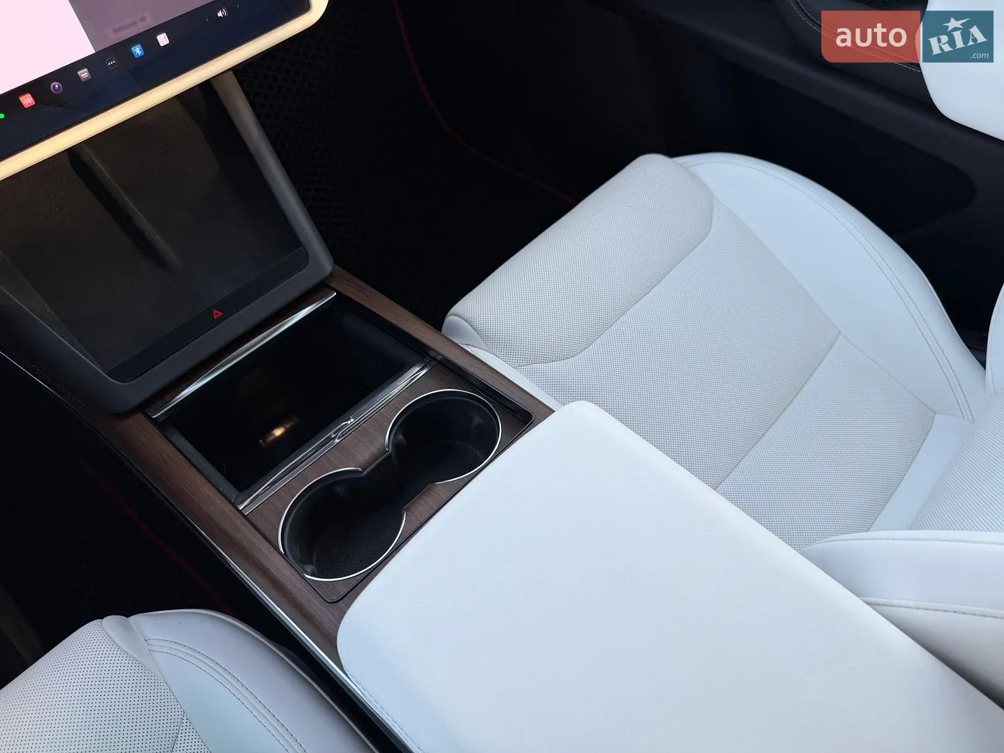 2022 Tesla Model X - мініатюра 18