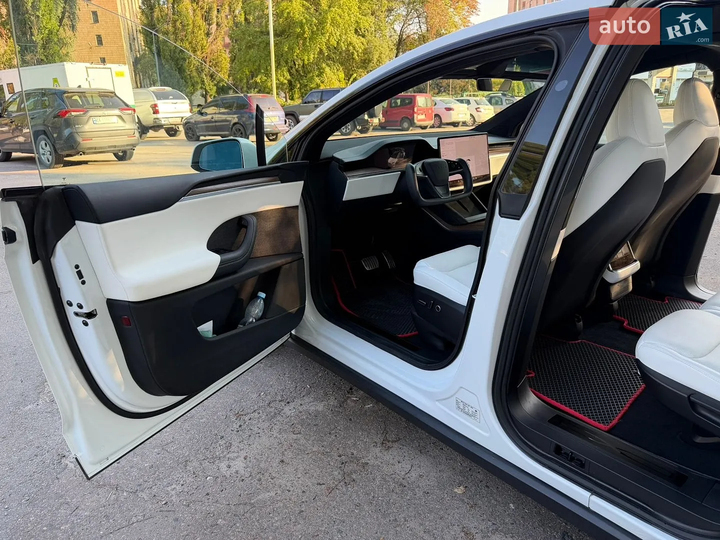 2022 Tesla Model X - мініатюра 17