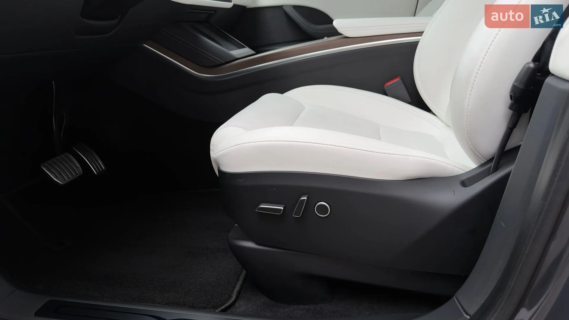 2023 Tesla Model X - мініатюра 15