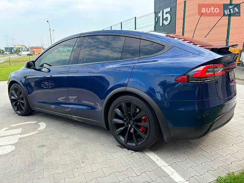 Позашляховик / Кросовер Tesla Model X 2019 в Києві