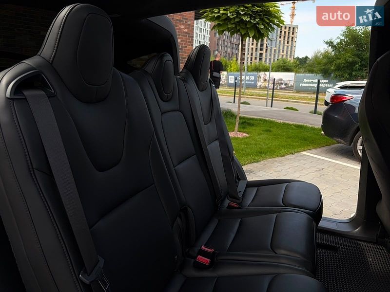 Позашляховик / Кросовер Tesla Model X 2019 в Києві