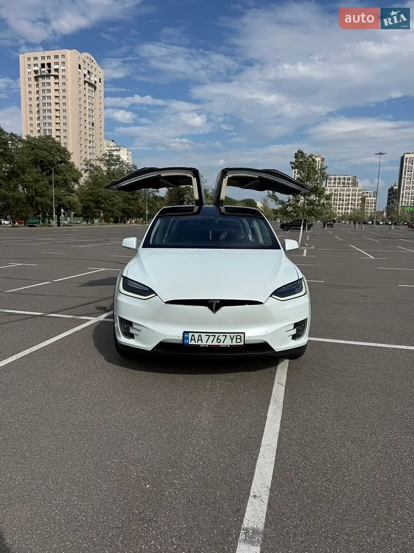2017 Tesla Model X - фото 1