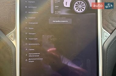 Внедорожник / Кроссовер Tesla Model X 2017 в Киеве
