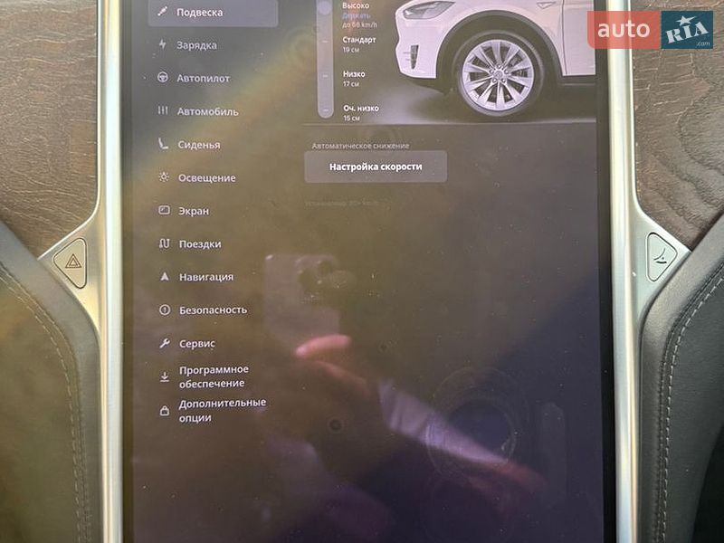 Внедорожник / Кроссовер Tesla Model X 2017 в Киеве