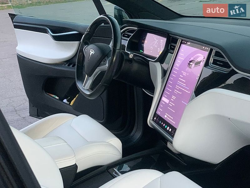 Позашляховик / Кросовер Tesla Model X 2017 в Сквирі фото 29 Позашляховик / Кросовер Tesla Model X 2017 в Сквирі
