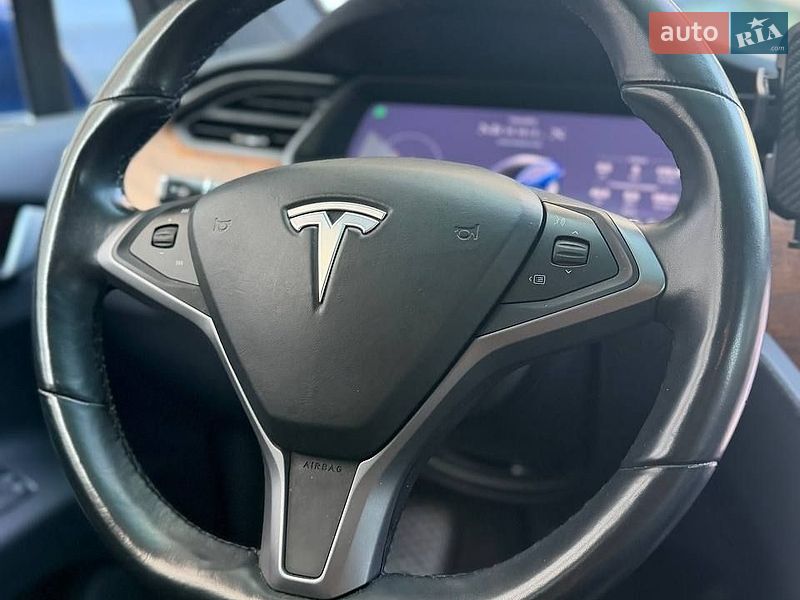 Внедорожник / Кроссовер Tesla Model X 2020 в Киеве