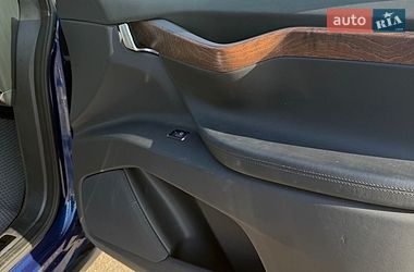 Внедорожник / Кроссовер Tesla Model X 2020 в Киеве
