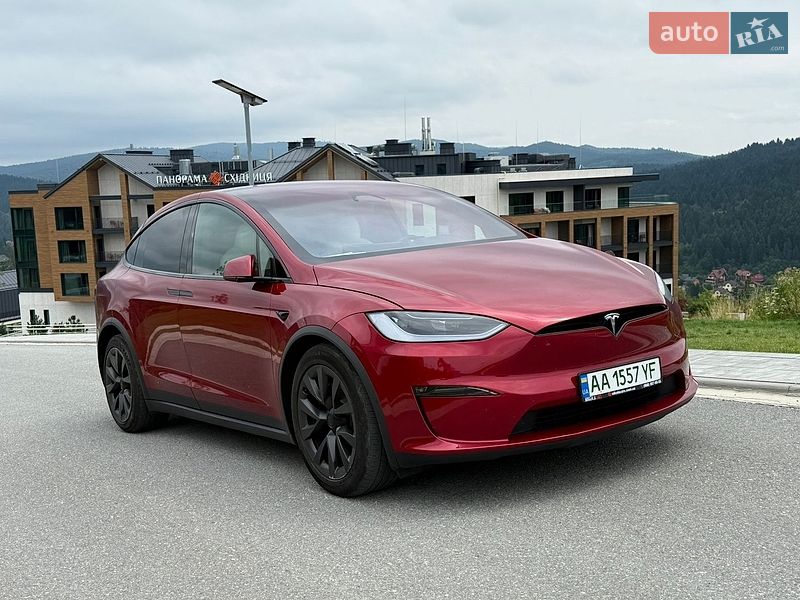 Внедорожник / Кроссовер Tesla Model X 2024 в Киеве