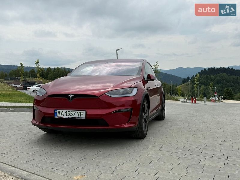 Внедорожник / Кроссовер Tesla Model X 2024 в Киеве