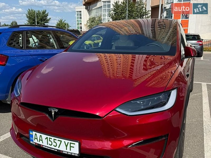 Внедорожник / Кроссовер Tesla Model X 2024 в Киеве