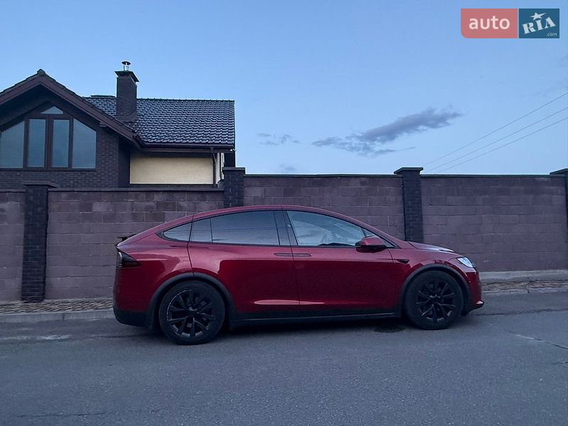 Внедорожник / Кроссовер Tesla Model X 2024 в Киеве