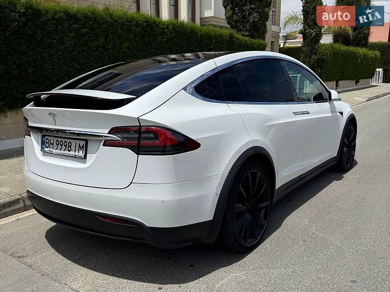 Внедорожник / Кроссовер Tesla Model X 2016 в Одессе