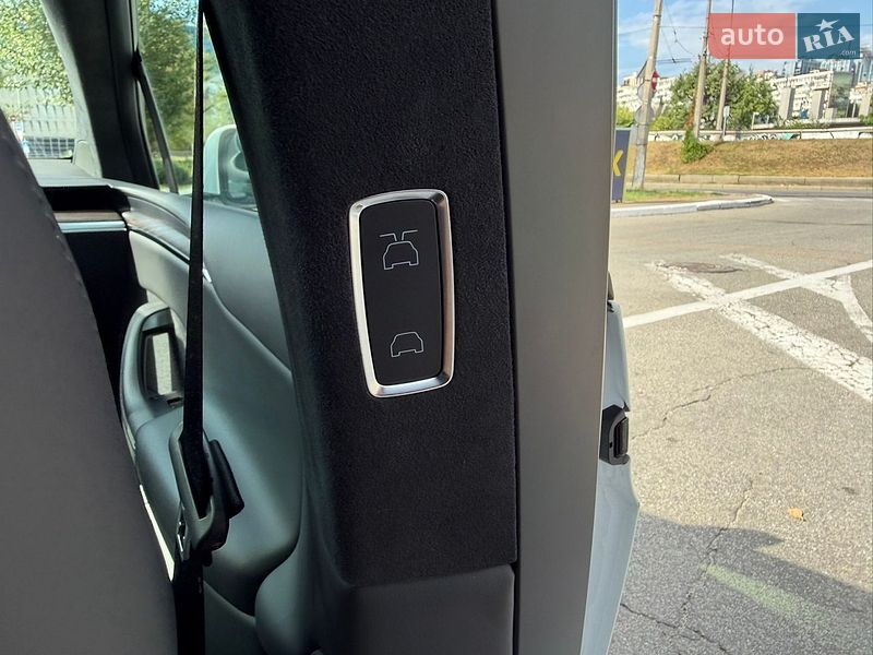 Позашляховик / Кросовер Tesla Model X 2023 в Києві
