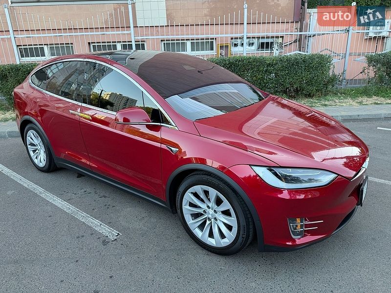 Внедорожник / Кроссовер Tesla Model X 2018 в Одессе