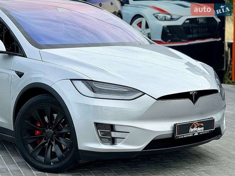 Внедорожник / Кроссовер Tesla Model X 2018 в Львове